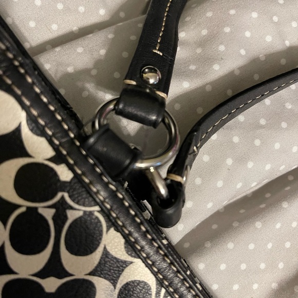 Coach | Chelsea Signature Hertiage Tote Bag - Picture 6 of 6